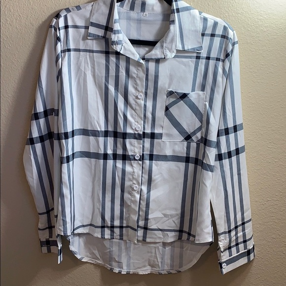 Women’s button down - Picture 1 of 3
